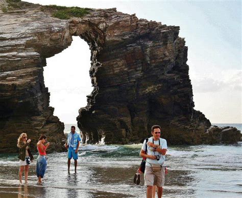 reserva playa catedrales|Cómo visitar la Playa de Las Catedrales: reservas y。